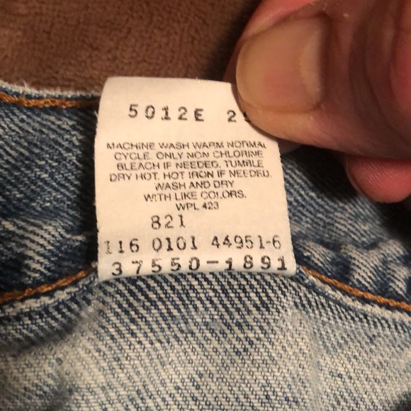 Vintage 550 Levi’s (1994 & 2001) red tag Jean Shorts (lot of 2) | waist 31 - Picture 8 of 17